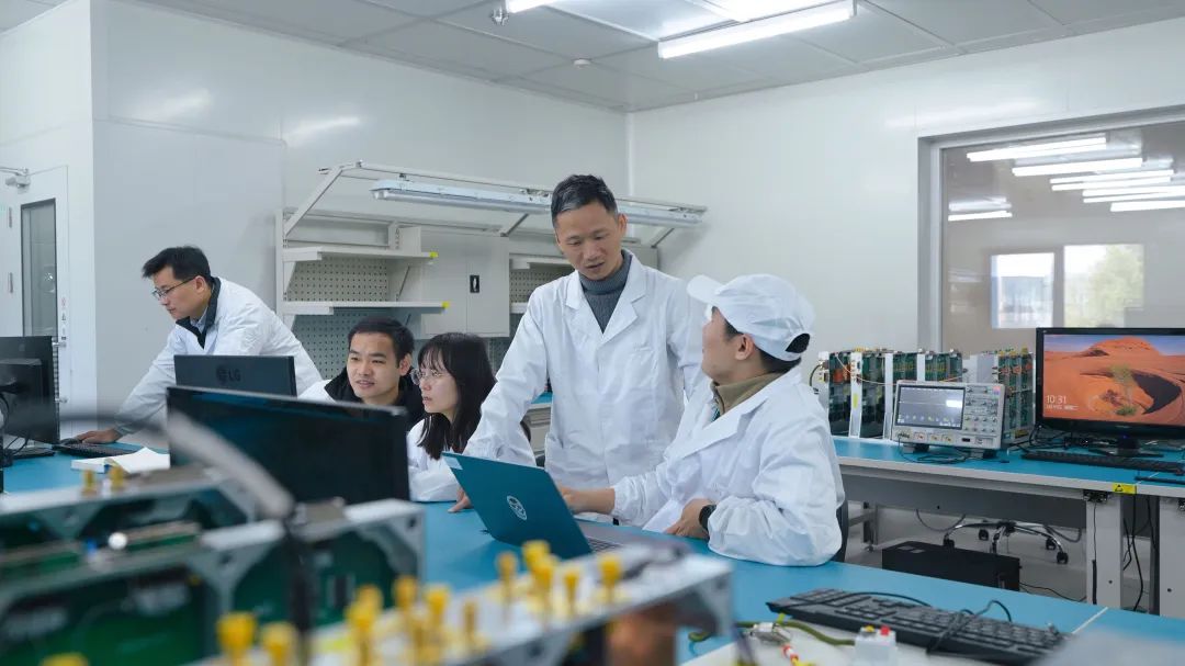 更小、更轻、更灵活：“济南一号”实现基于微纳卫星的实时量子密钥分发